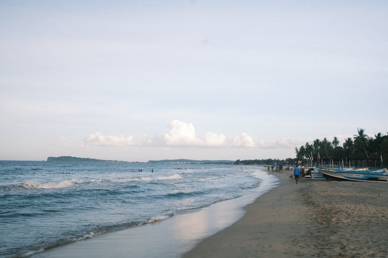 Koneswaram Temple perched on Swami Rock cliff overlooking the deep blue ocean
